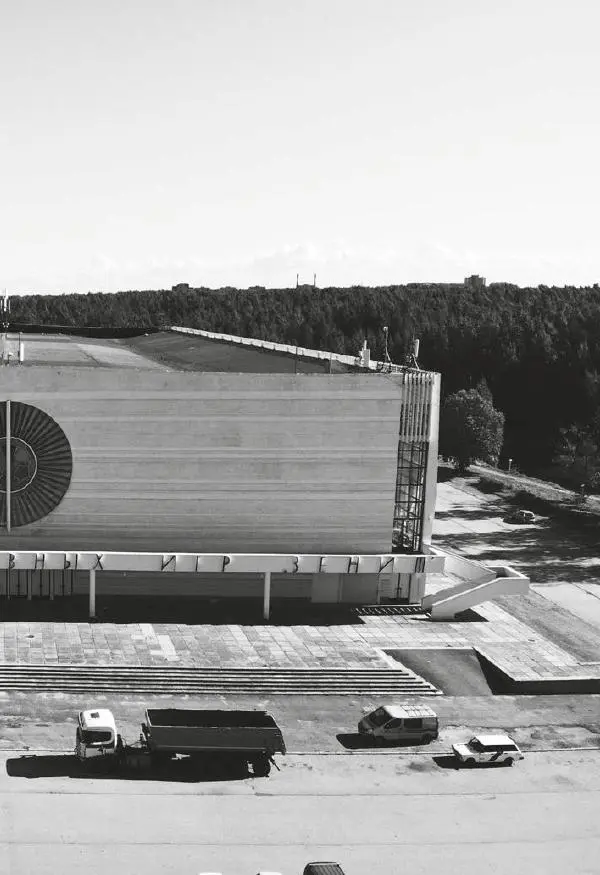 Дмитрий Козлов - Архитектура XX века. Путеводитель по Санкт-Петербургу - Страница № 199